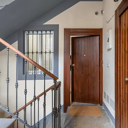 Apartment Casa Mina - - By Host4u Pavia