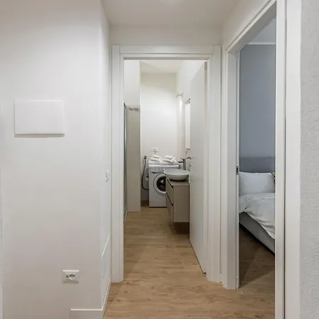 Casa Mina - - By Host4u Pavia