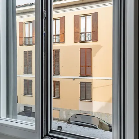 Apartment Casa Mina - - By Host4u Pavia
